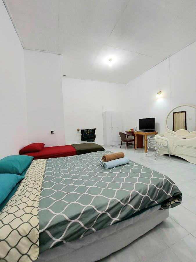 Rumah Rehat Qnm Holidays Куала Теренгану Екстериор снимка
